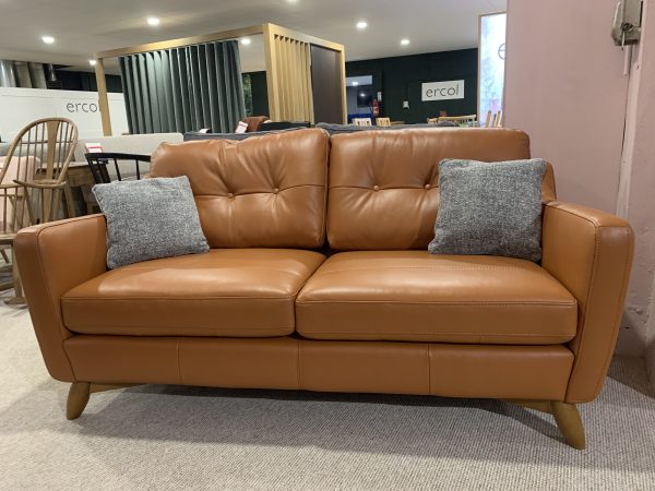 Ercol Cosenza large sofa leather display