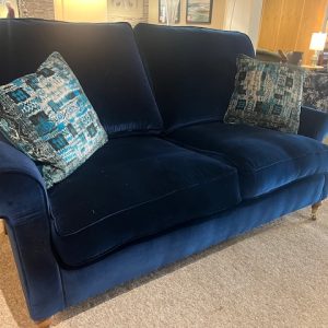 ARTISTIC MEDIUM SOFA