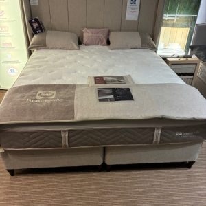 SEALY EXQUISITE INDULGENCE SUPERKING SIZE BED INCLUDING HEADBOARD